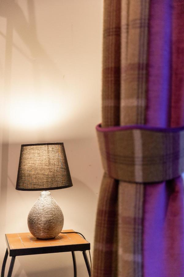 Two Bedroom Apartment Within Walking Distance To City Centre 에든버러 외부 사진